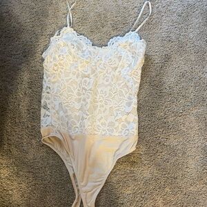 Lulus white floral bodysuit